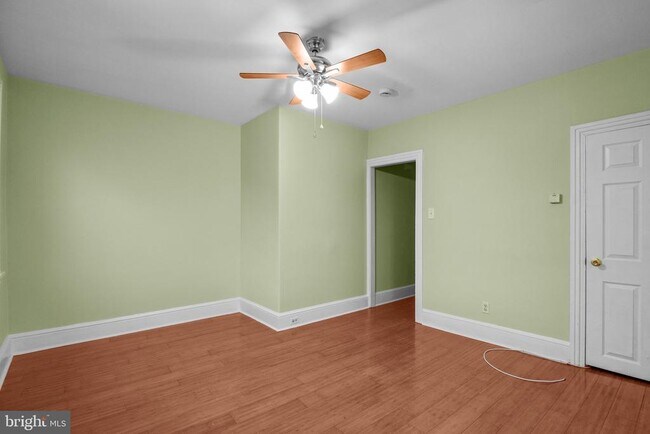 Building Photo - 505 Delaware Ave