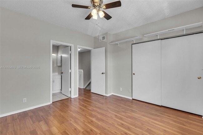 Building Photo - 16640 Hemingway Dr