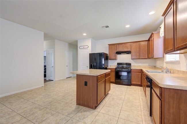 Building Photo - 5318 Hickory Harvest Dr