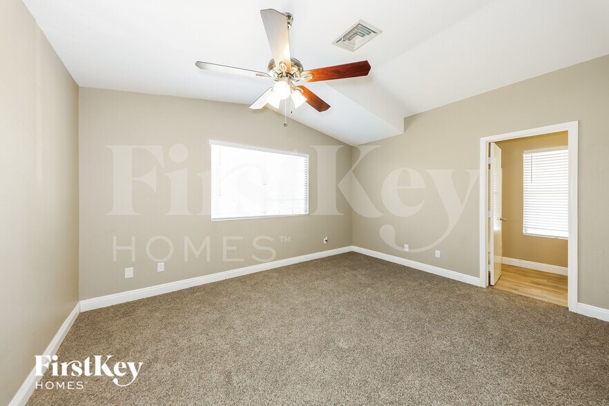 Building Photo - 3622 W Cielo Grande