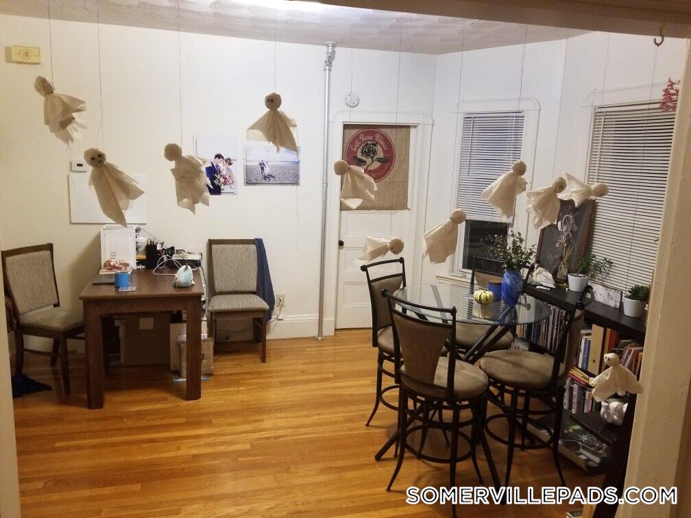 Building Photo - 81 Electric Ave