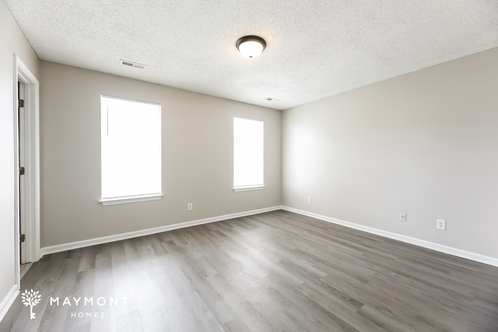 Building Photo - 408 Raspberry Ln