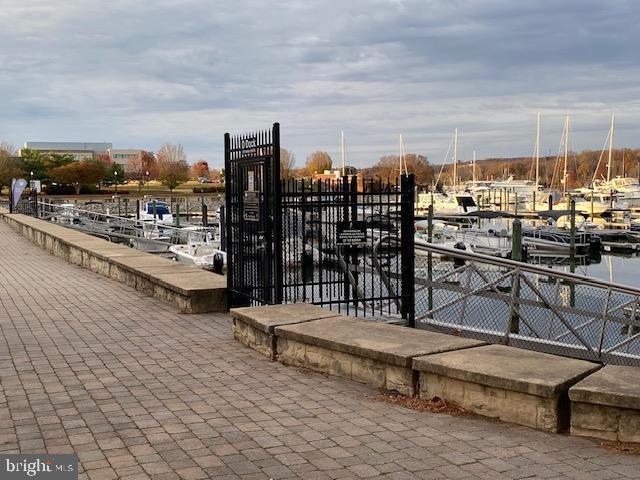 Building Photo - 820 Belmont Bay Dr