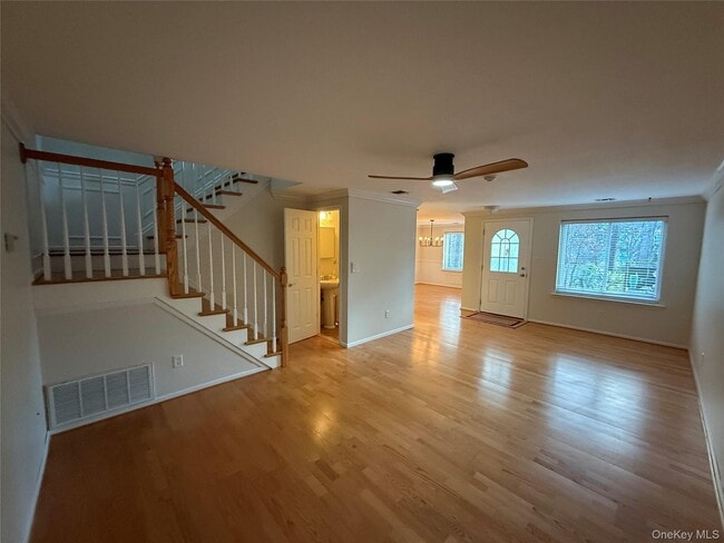 Building Photo - 586 Blue Ridge Dr