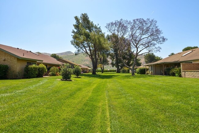 Building Photo - A beautiful Coranado II for Lease