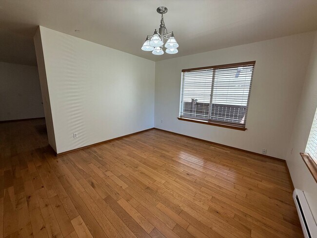 Building Photo - 1838 Bobs Hollow Ln