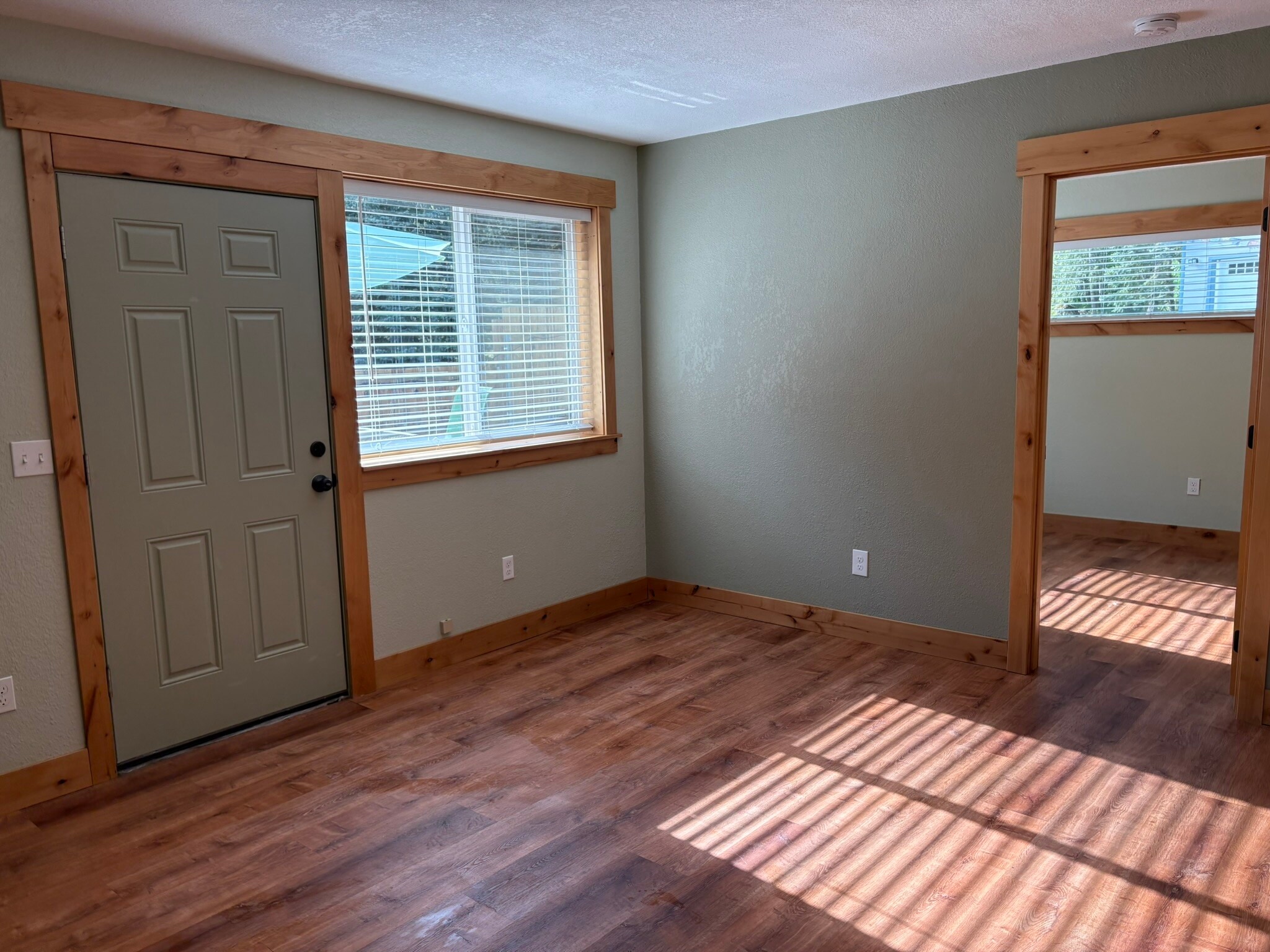 living room - 403 Carr Creek Rd