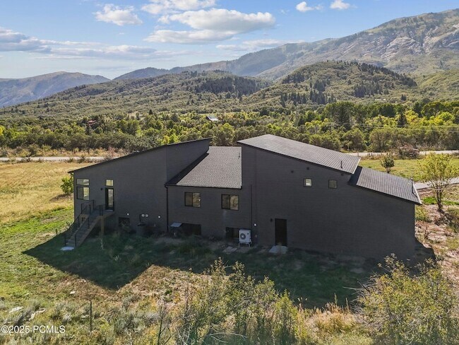 Building Photo - 5866 N Fork Rd