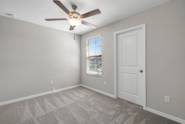 Building Photo - Like New Home For Rent in Touchstone!