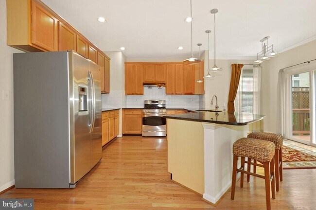 Building Photo - 12489 Lucas Dr