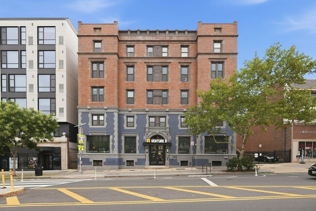 Building Photo - 1763 Columbia Rd NW