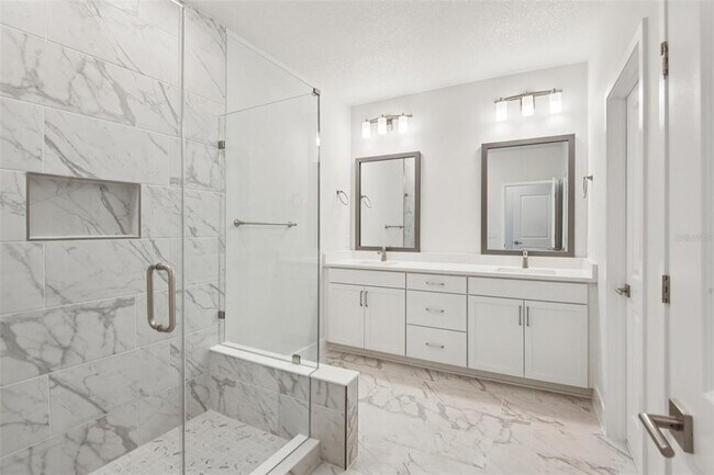 Building Photo - 3129 4th Ter N