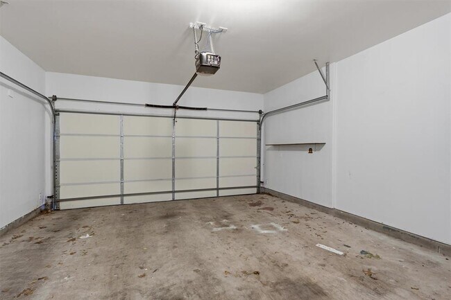 Building Photo - 5908 Red Bud Ridge Ln