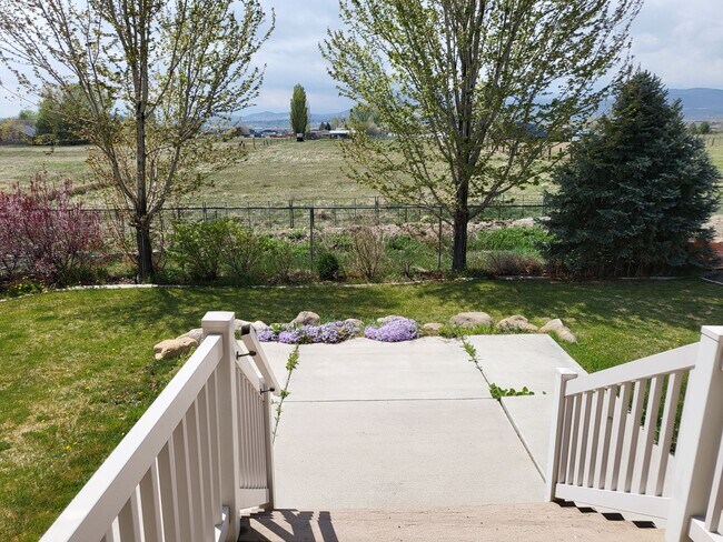 Building Photo - Great Lehi Home in the Colony Pointe Neigh...