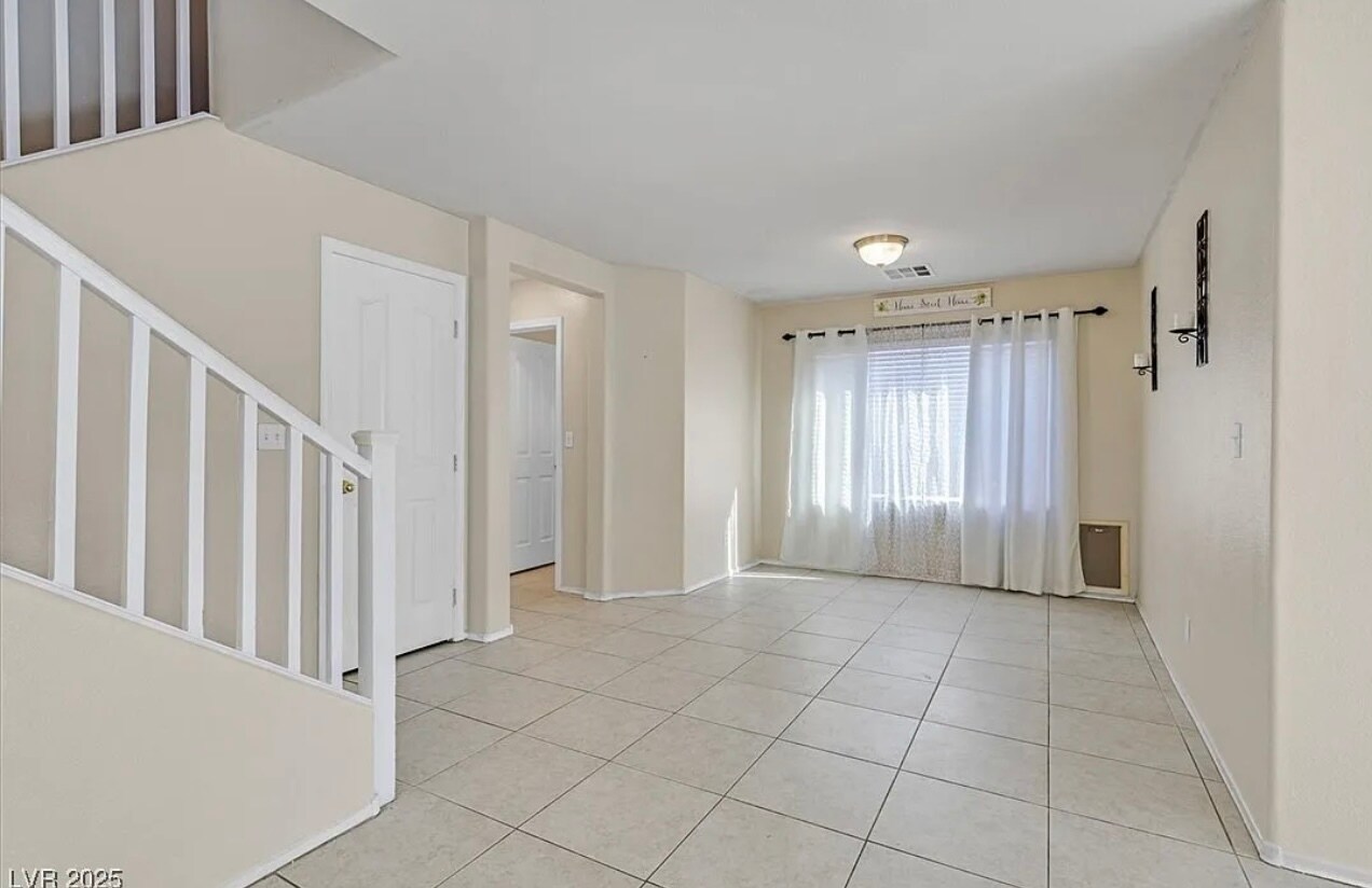 Building Photo - 1129 Autumn Dove Ct