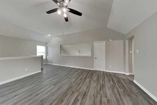 Building Photo - 7015 Fountain Lilly Dr