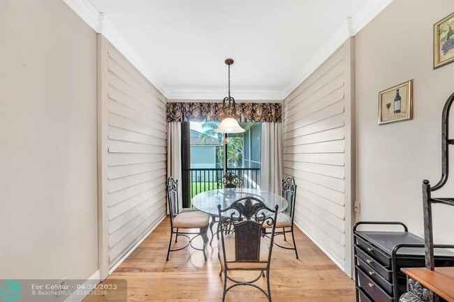 Building Photo - 7644 Elm Ridge Dr