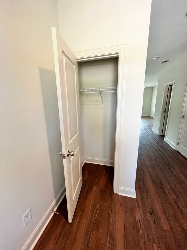 Building Photo - East Longleaf Townhome