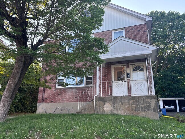 Building Photo - 95-97-97 Grandview Terrace