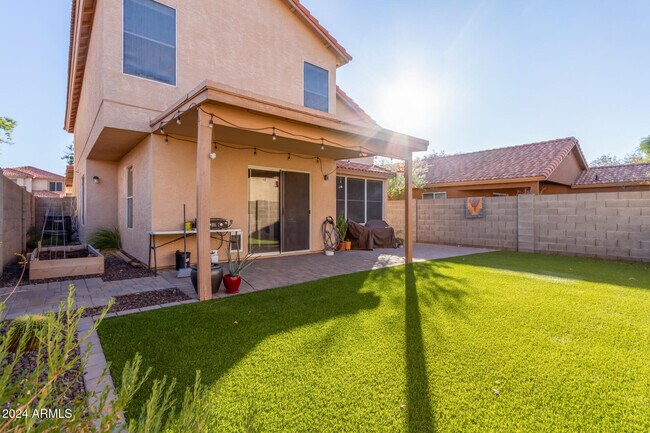 Building Photo - 1836 N Stapley Dr