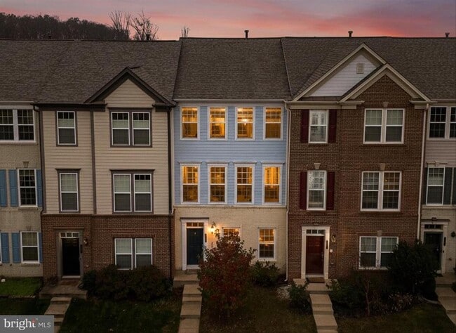 Building Photo - 507 Flameflower Terrace SE