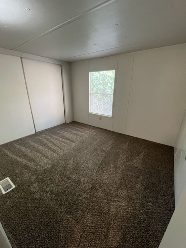 Building Photo - Stemilt Creek Home With Mountain Views!