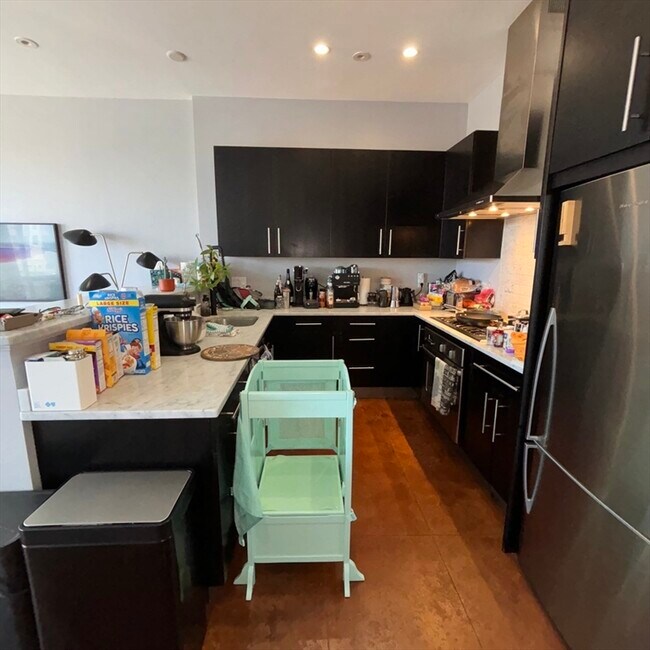 Building Photo - 36 A St