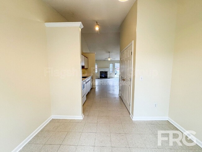 Building Photo - 3313 Parkway Ct