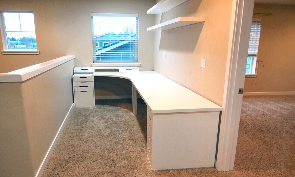 Hallway Office - 1306 89th Ave SE