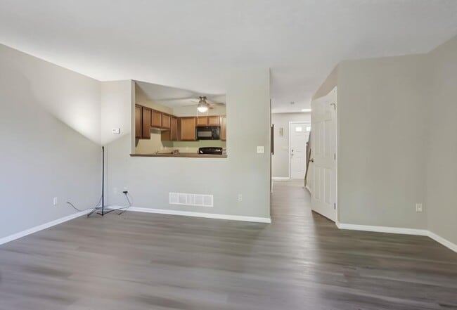 Building Photo - 407 Rachel Ln