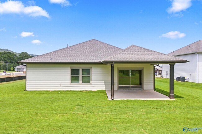 Building Photo - 7211 Holly Creek Dr SE
