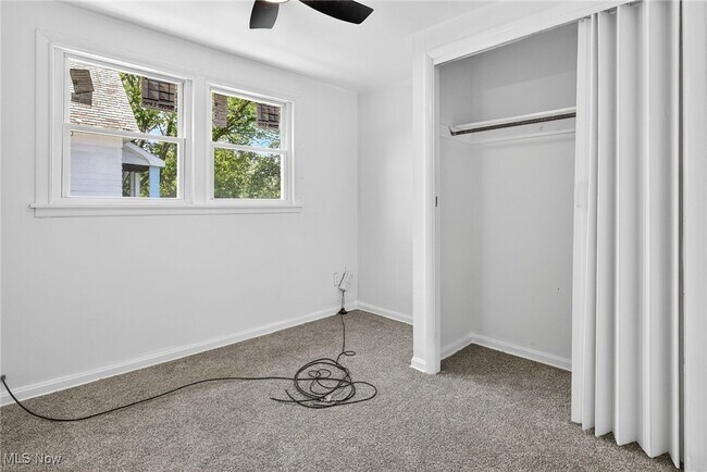 Building Photo - 2820 E 120th St