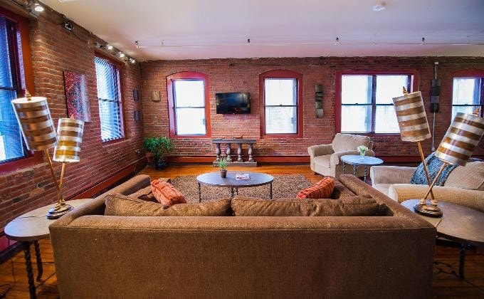 Building Photo - 790 Tremont St