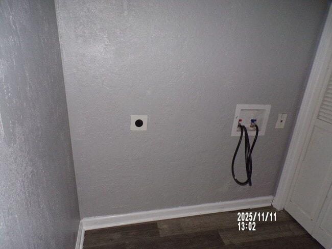 Building Photo - remodeled home