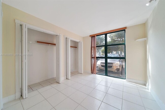 Building Photo - 11800 SW 18th St