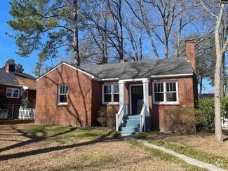 Building Photo - 3605 Moss Ave