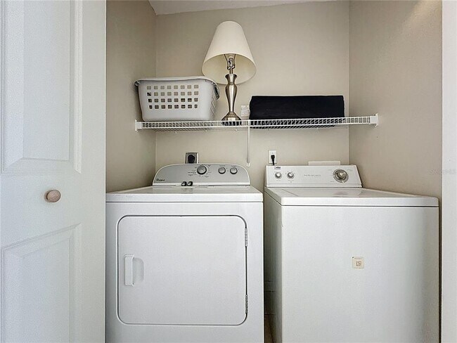 Building Photo - 8716 Rain Forest Pl