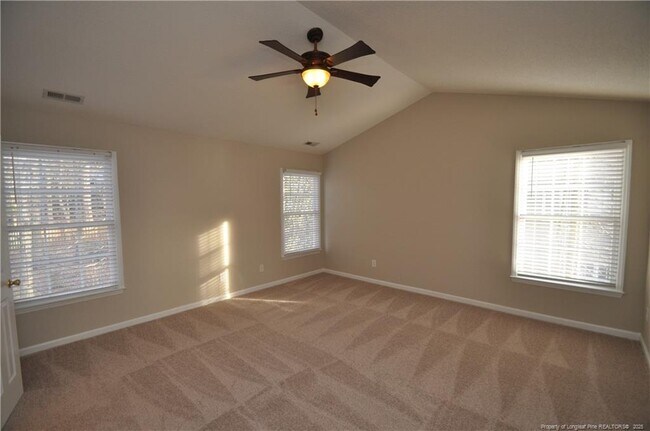 Building Photo - 206 Whiteberry Dr
