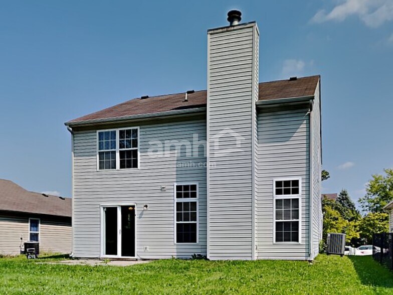 Building Photo - 15353 Wandering Way