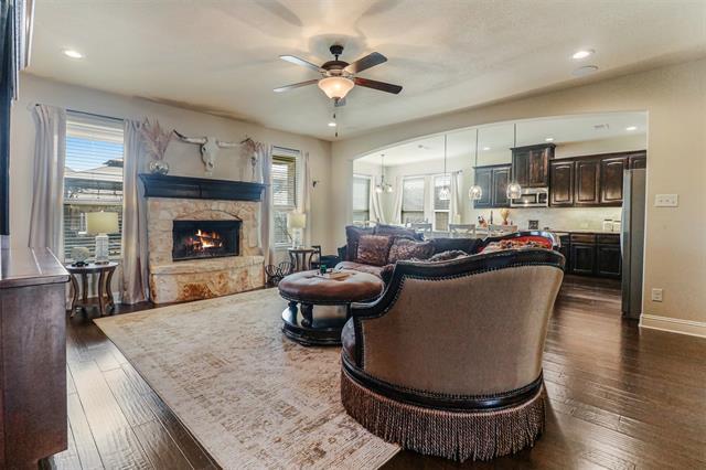 Building Photo - 230 Sandy Way