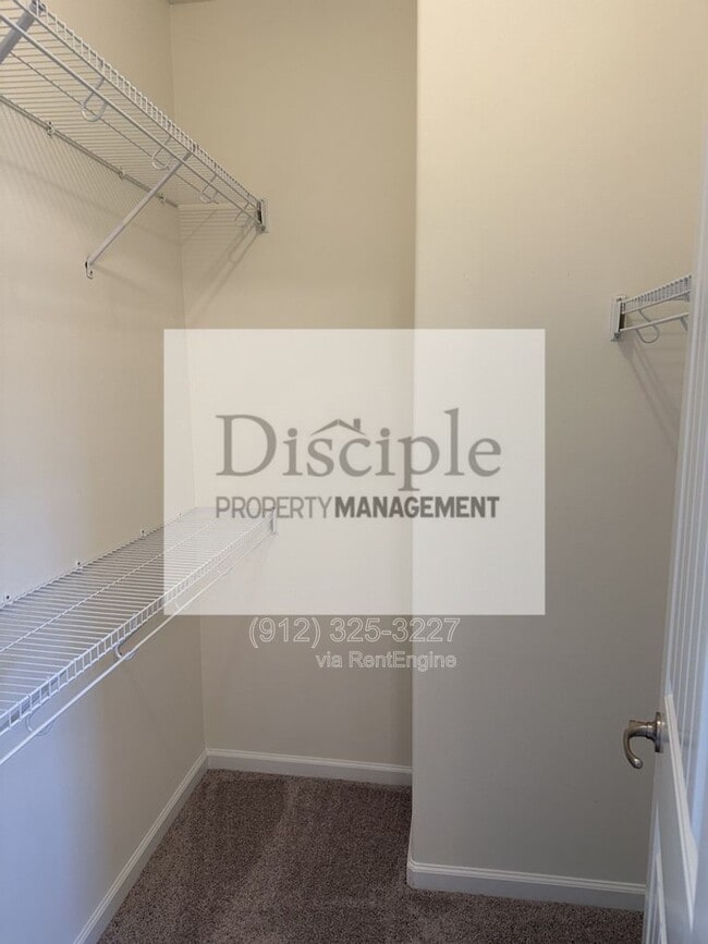 Building Photo - 20 Wesleyan Dr