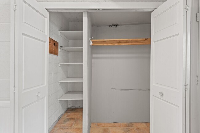 Building Photo - Great pet friendly 1 BR/1Bath  in St. Anth...