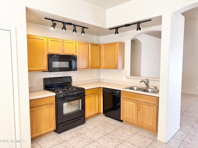 Building Photo - 16128 W Sherman St