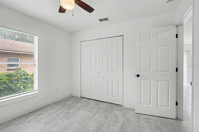 Building Photo - 1128 Neville Ave