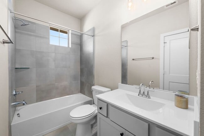 Building Photo - 308 N Spotted Fern Dr