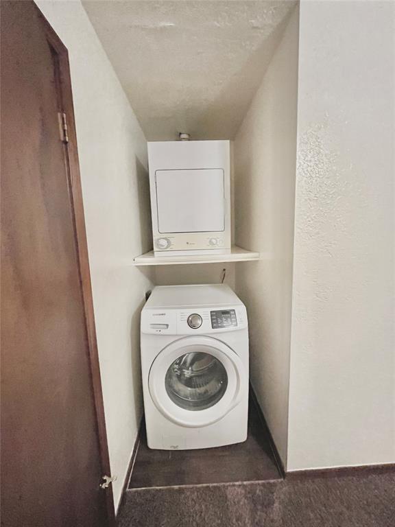 Building Photo - 1901 E Lindsey St