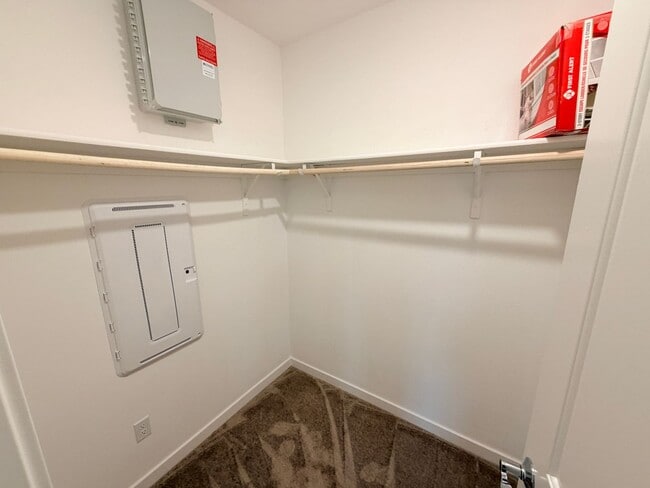 Building Photo - Updated 3rd-Floor Brody Ranch Home with Garage