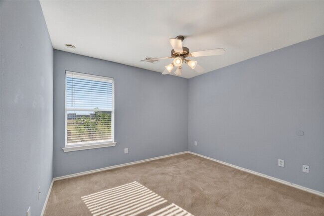 Building Photo - 3218 Pearl Bluff Ln