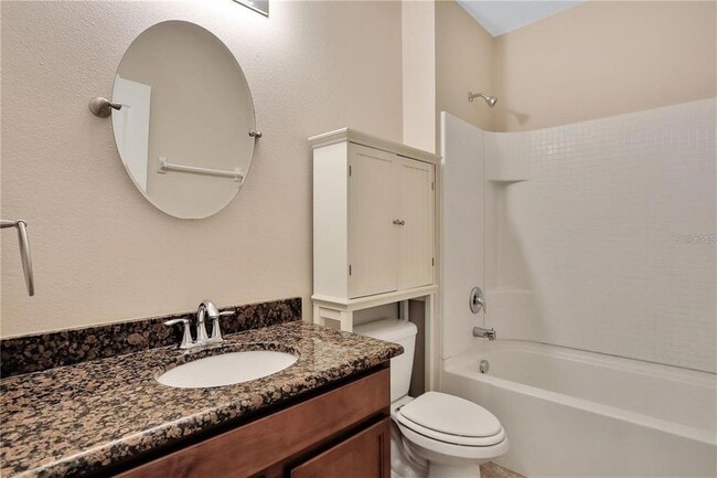 Building Photo - 2221 Tulip Valley Point