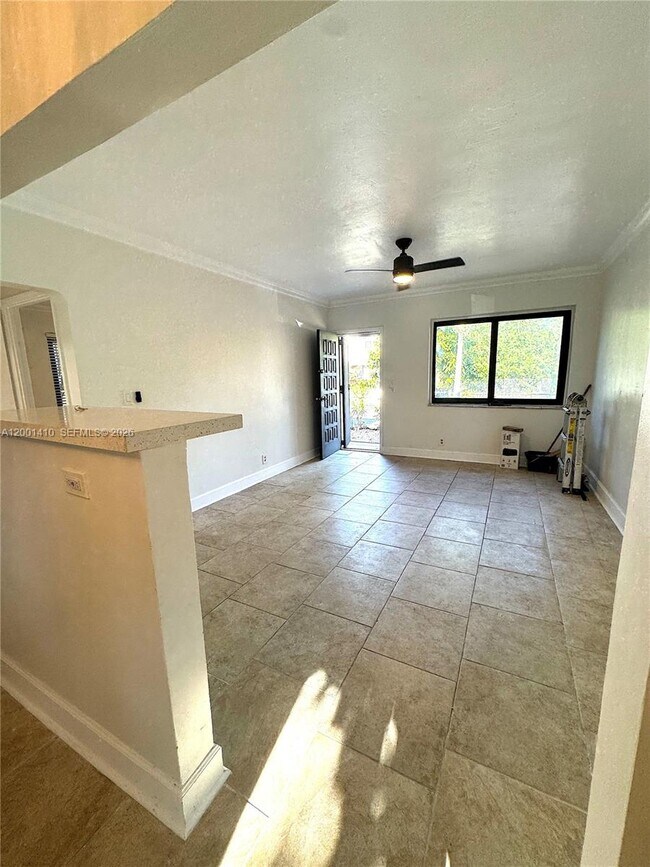 Building Photo - 5530 NW Miami Ct